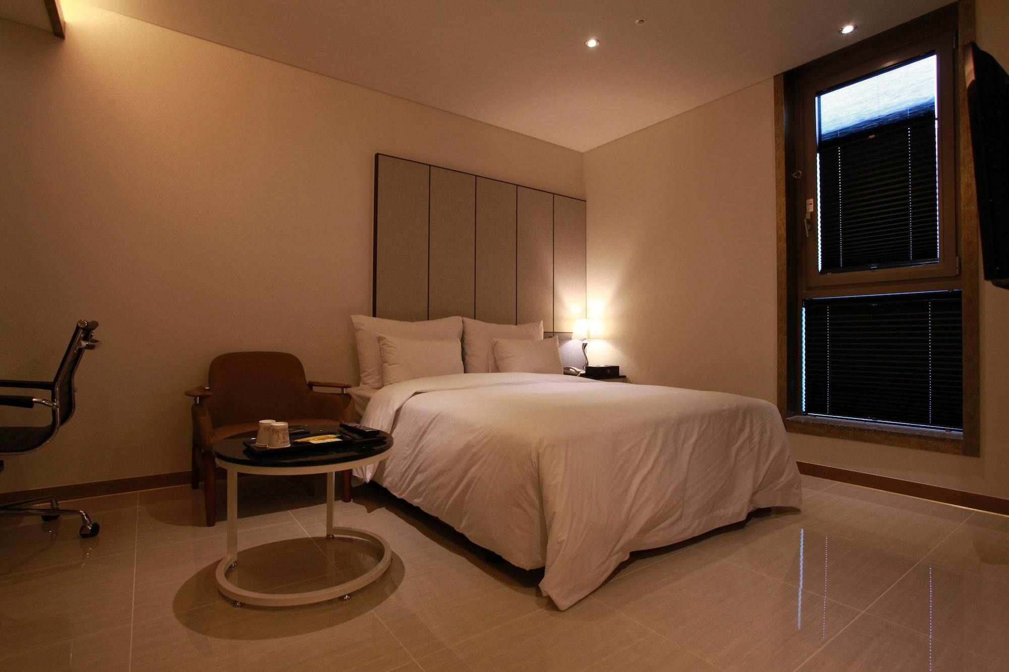 סיאול Boutique Hotel Sb Yeouido מראה חיצוני תמונה